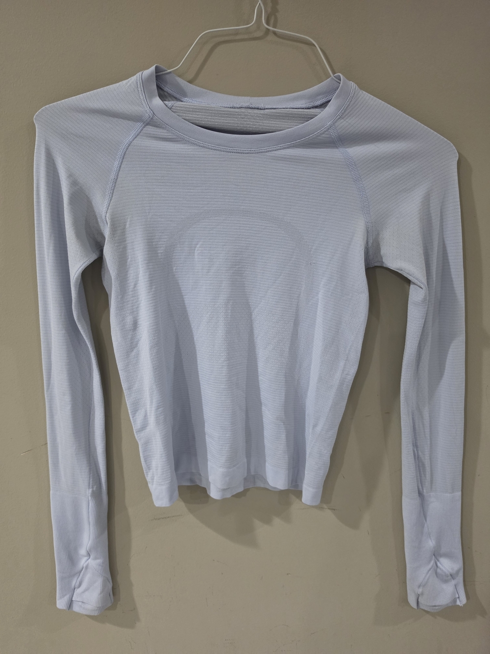 Lululemon Swiftly Tech Long Sleeve Shirt Blue Size 2 Thumbholes